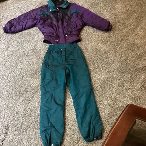 Women’s ski outfit